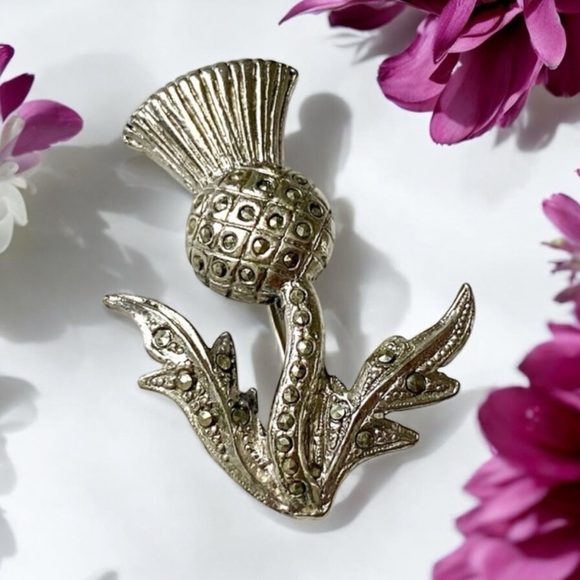 Jewelry - Vintage Scottish Celtic Silver Marcasite Thistle brooch, Clan Pin, Scotland.